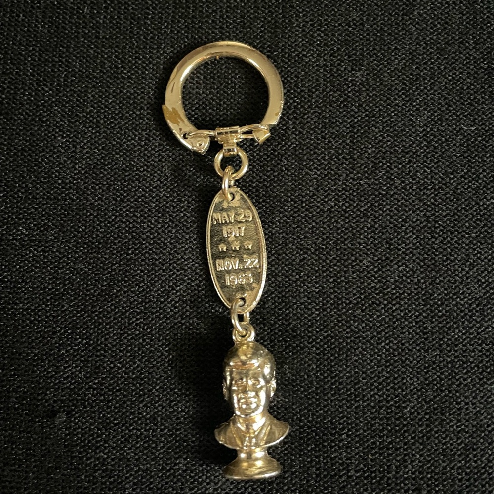 Vintage John F Kennedy 1917-1963  Key Chain